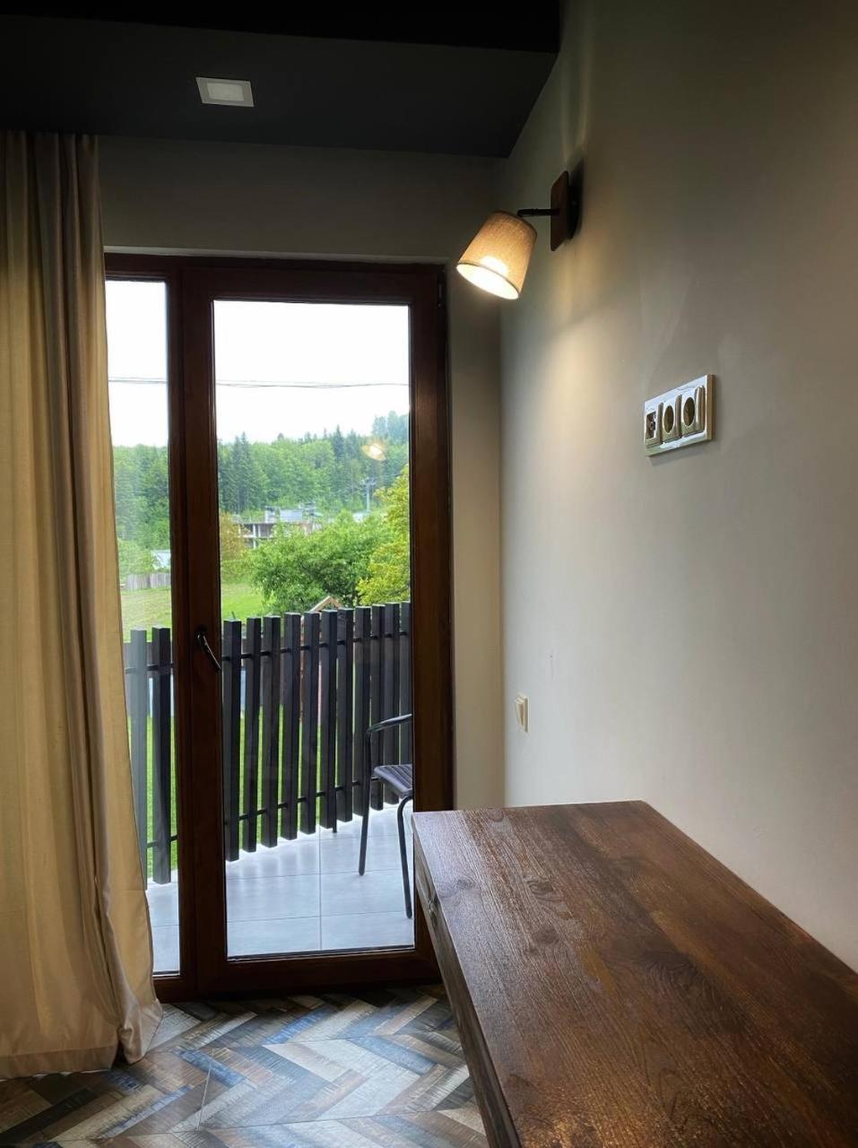 Mishelter Villa Migovo Exterior photo